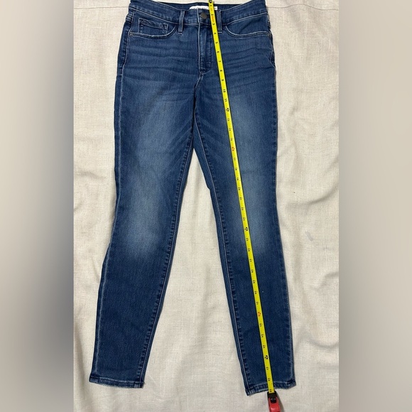 Classic Blue Women's Jeans - Picture 1 of 7